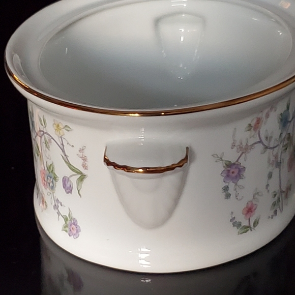 "Corona" Gold Trim 2Qt Casserole Dish Andrea by Sadek - Picture 9 of 15